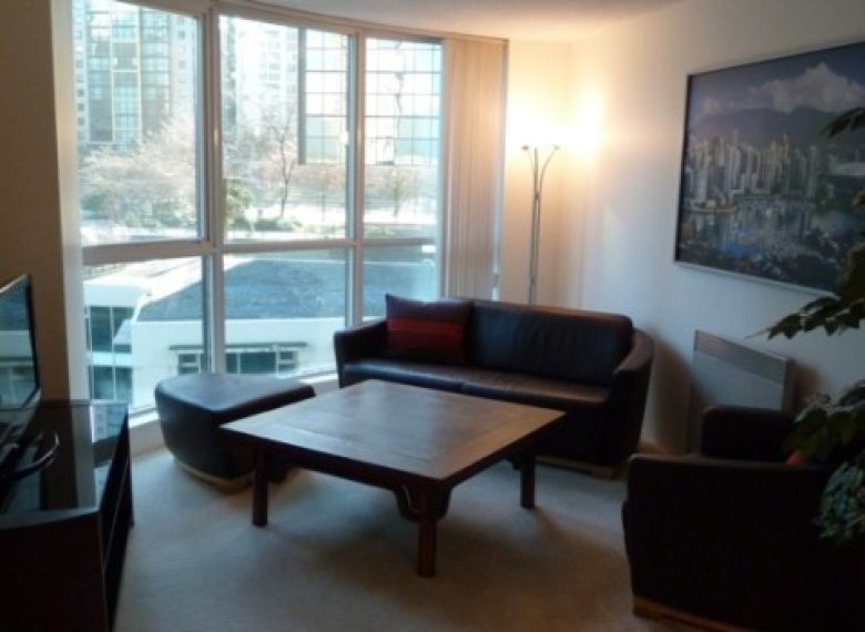 3 BEDROOM APARTMENTS Furnished Vancouver Apartment Rentals