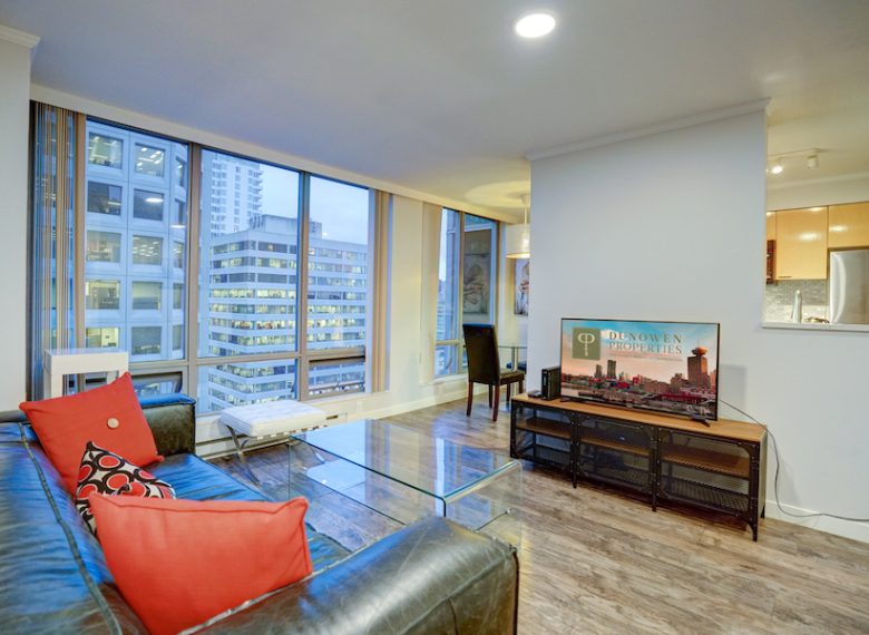 1805 1200 West Georgia vancouver furnished rentals apartments accommodation in downtown Vancouver bc www.dunowen.com